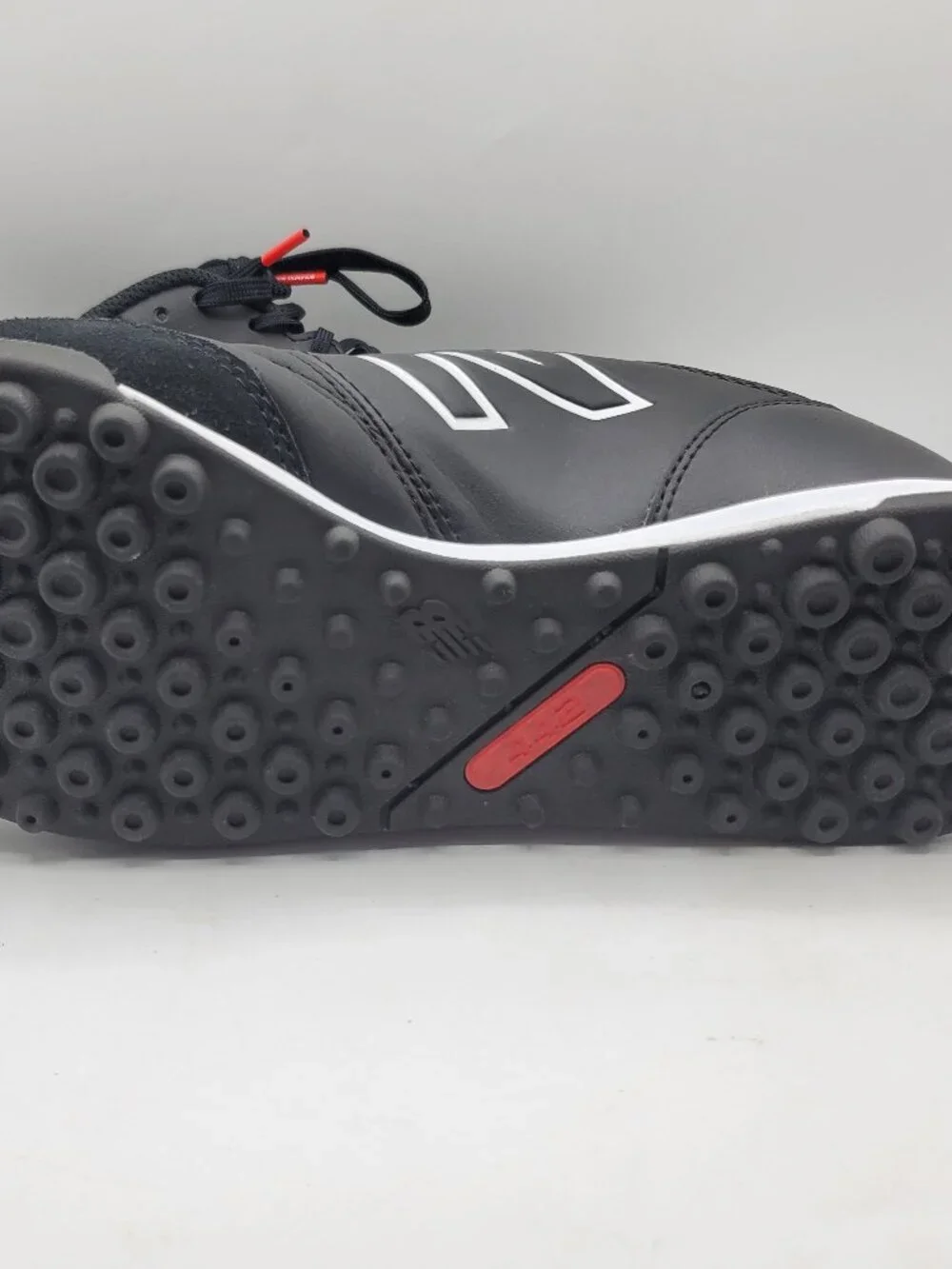 NWOT NEW BALANCE 442 V2 TEAM TF SOCCER SHOES